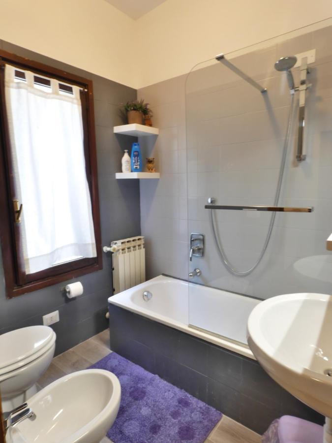 Apartamento Garden Sweet House Desenzano Desenzano del Garda Exterior foto